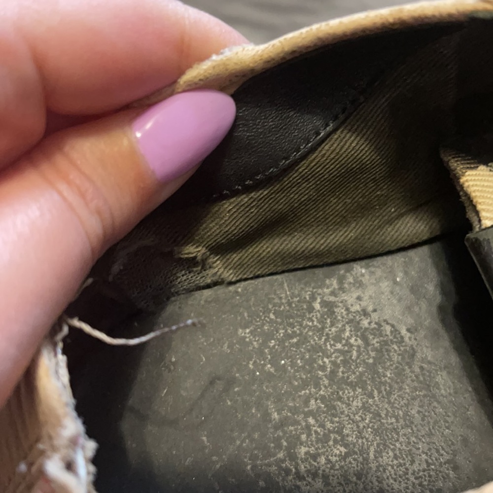 Burberry sneakers - Picture 9 of 9